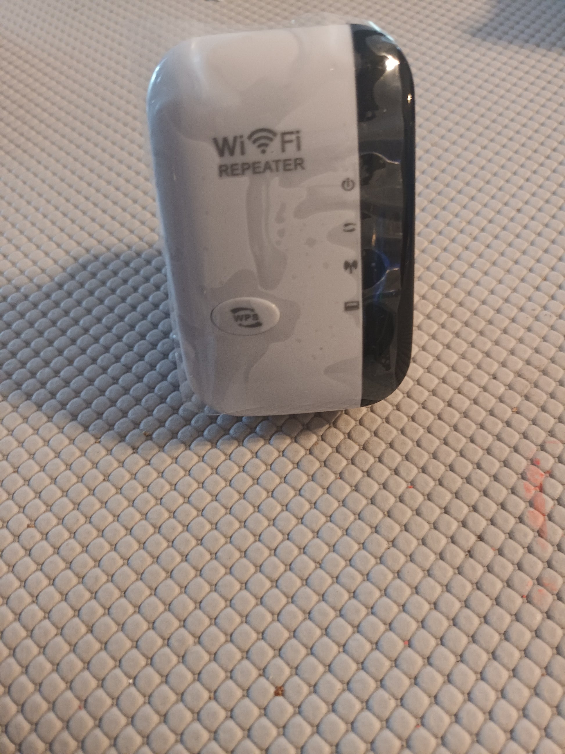 Répéteur WiFi 300 Mbps avec connecteur Ethernet